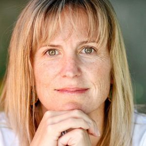 Meet your Posher, Dana